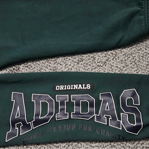 NWOT Adidas Cuffed Sweatpants Size XL - Picture 3 of 6
